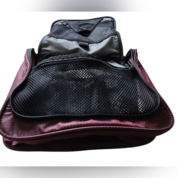 # 407 Eddie Bauer Travel Toiletry Luggage Bag - Picture 3 of 4